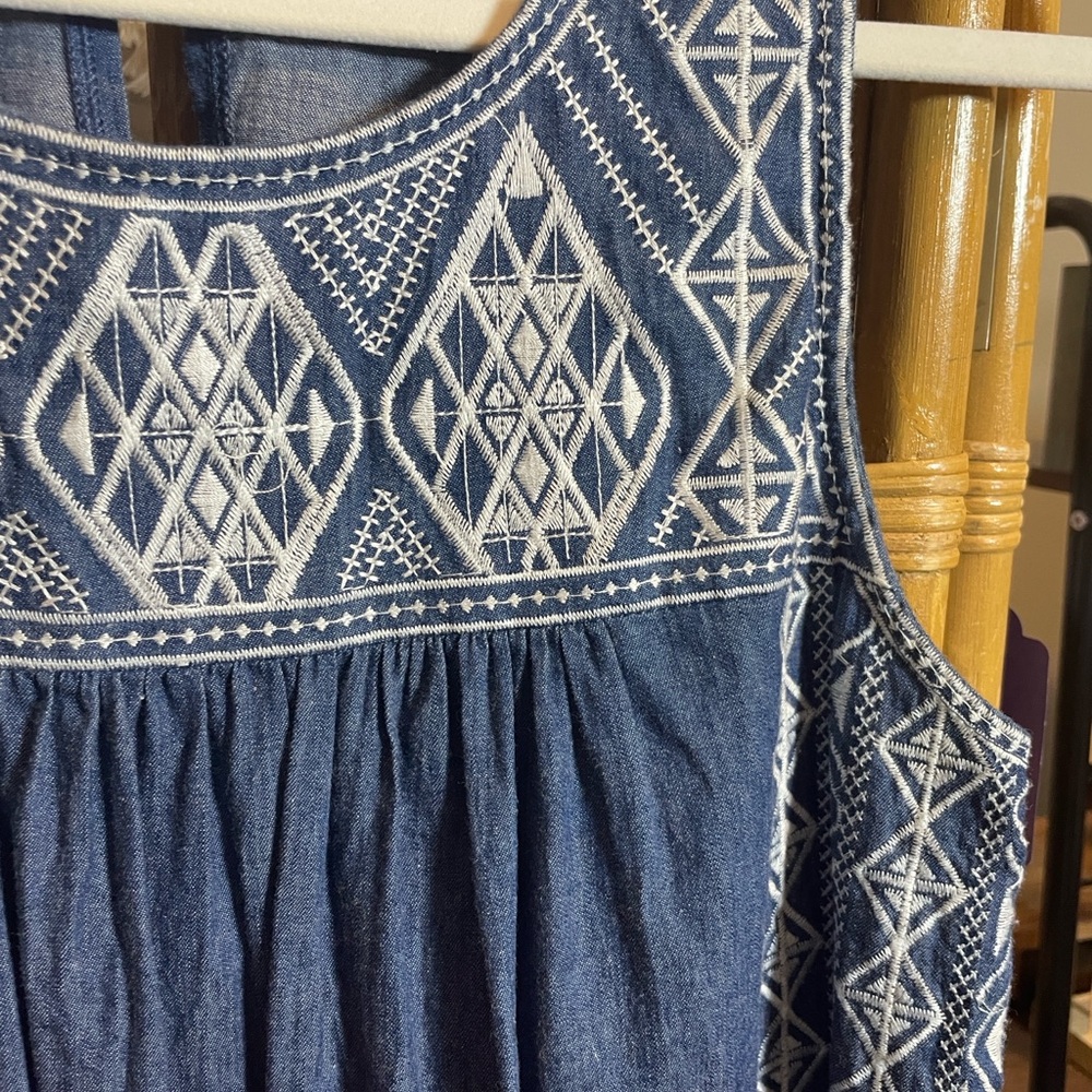 Blu Pepper denim Sleeveless Dress with White Embroidery - Picture 4 of 8
